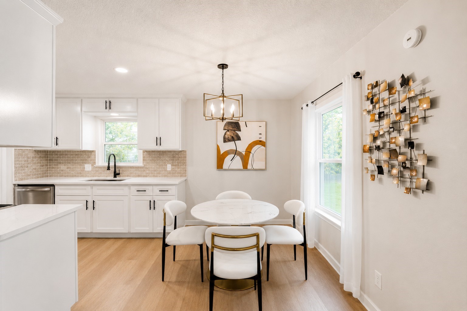 12703 Redfern Drive Houston, TX 77048 - Photo 6 of 28 A beautiful blend of modern updates and timeless simplicity gives buyers the opportunity to easily tailor the space to their personal style.
