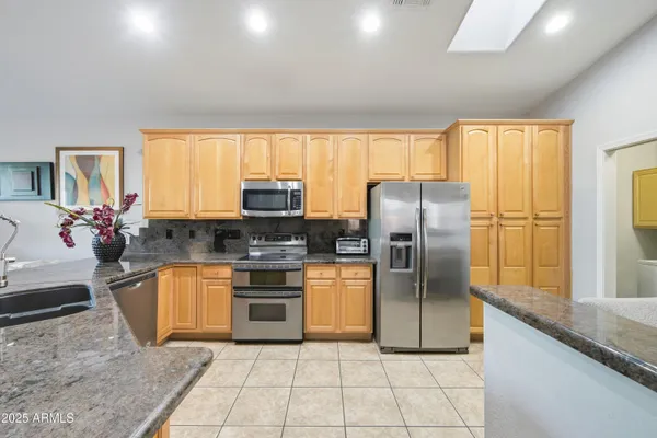 $475,000 | 3312 East Maldonado Drive, Phoenix, AZ 85042