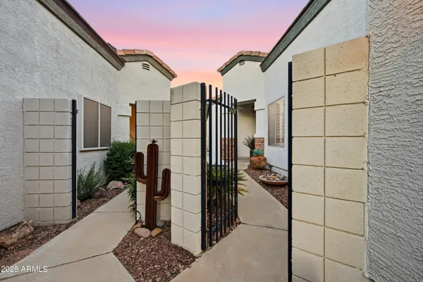 $475,000 | 3312 East Maldonado Drive, Phoenix, AZ 85042