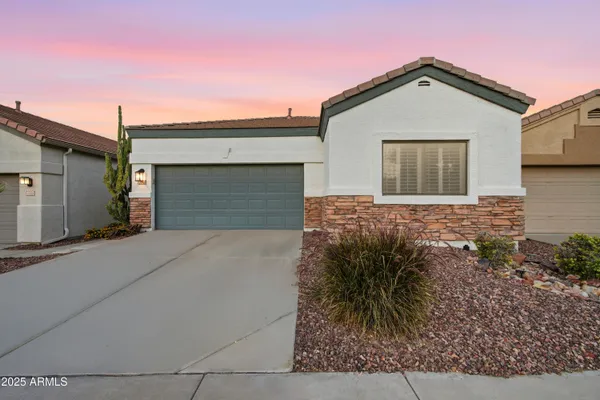 $475,000 | 3312 East Maldonado Drive, Phoenix, AZ 85042