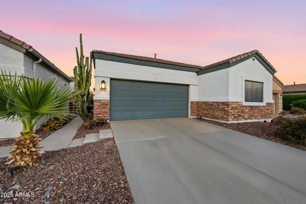 $475,000 | 3312 East Maldonado Drive, Phoenix, AZ 85042