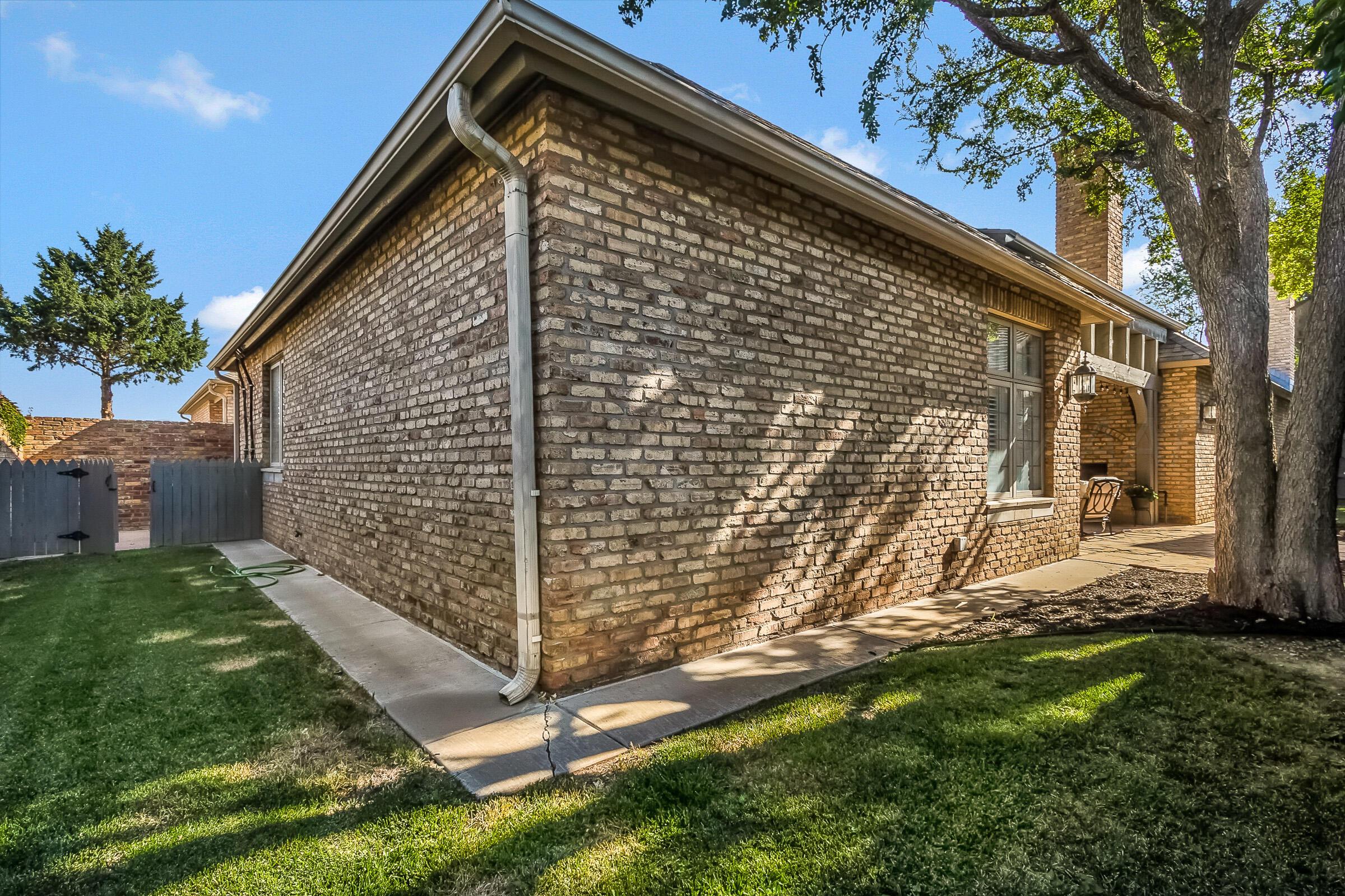 6202 Raintree Court Amarillo, TX 79119 - Photo 31 of 36 a view of back yard of the house