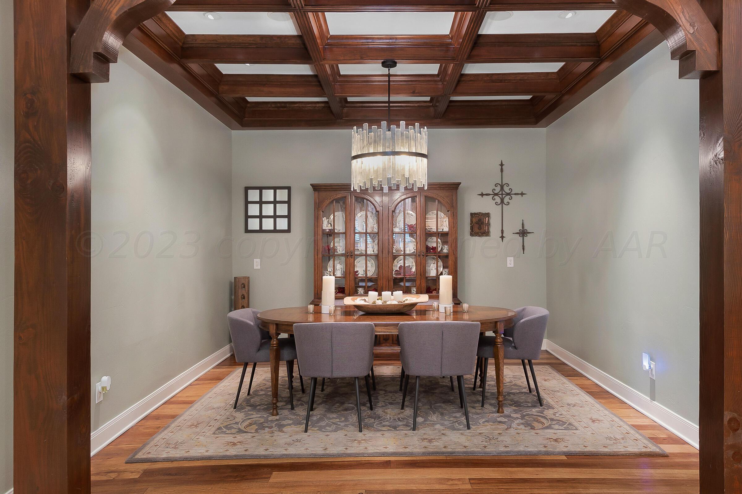 6202 Raintree Court Amarillo, TX 79119 - Photo 5 of 36 a view of a dining room with furniture