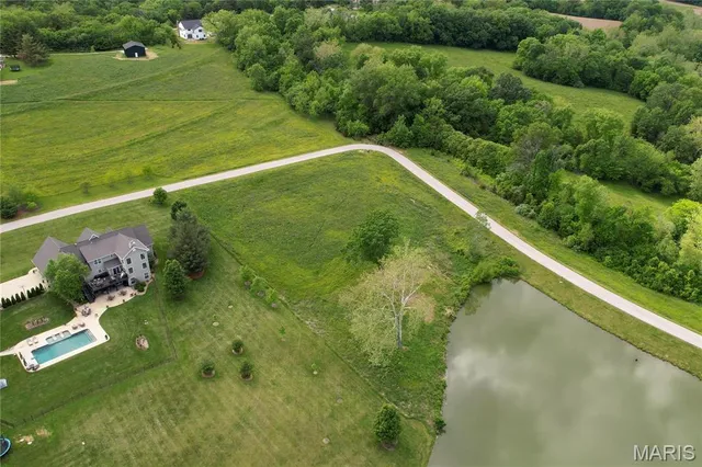 $99,900 | 2 A Churchill Downs Road, Marthasville, MO 63357