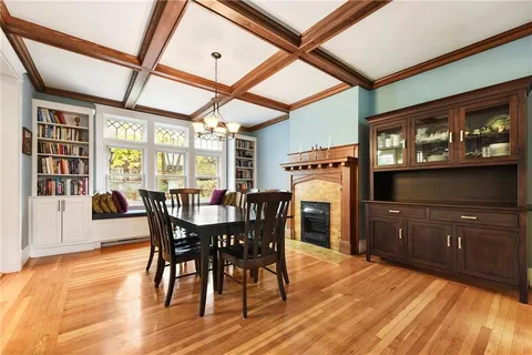 $1,100,000 | 5814 Ferree Street, Pittsburgh, PA 15217