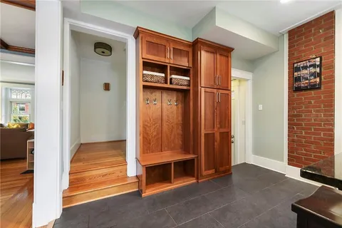 $1,100,000 | 5814 Ferree Street, Pittsburgh, PA 15217