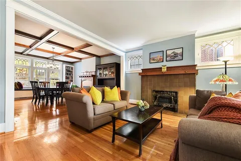 $1,100,000 | 5814 Ferree Street, Pittsburgh, PA 15217