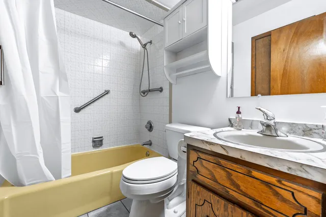 $1,395 | 4613 Grove Avenue, Unit 1S, Brookfield, IL 60513