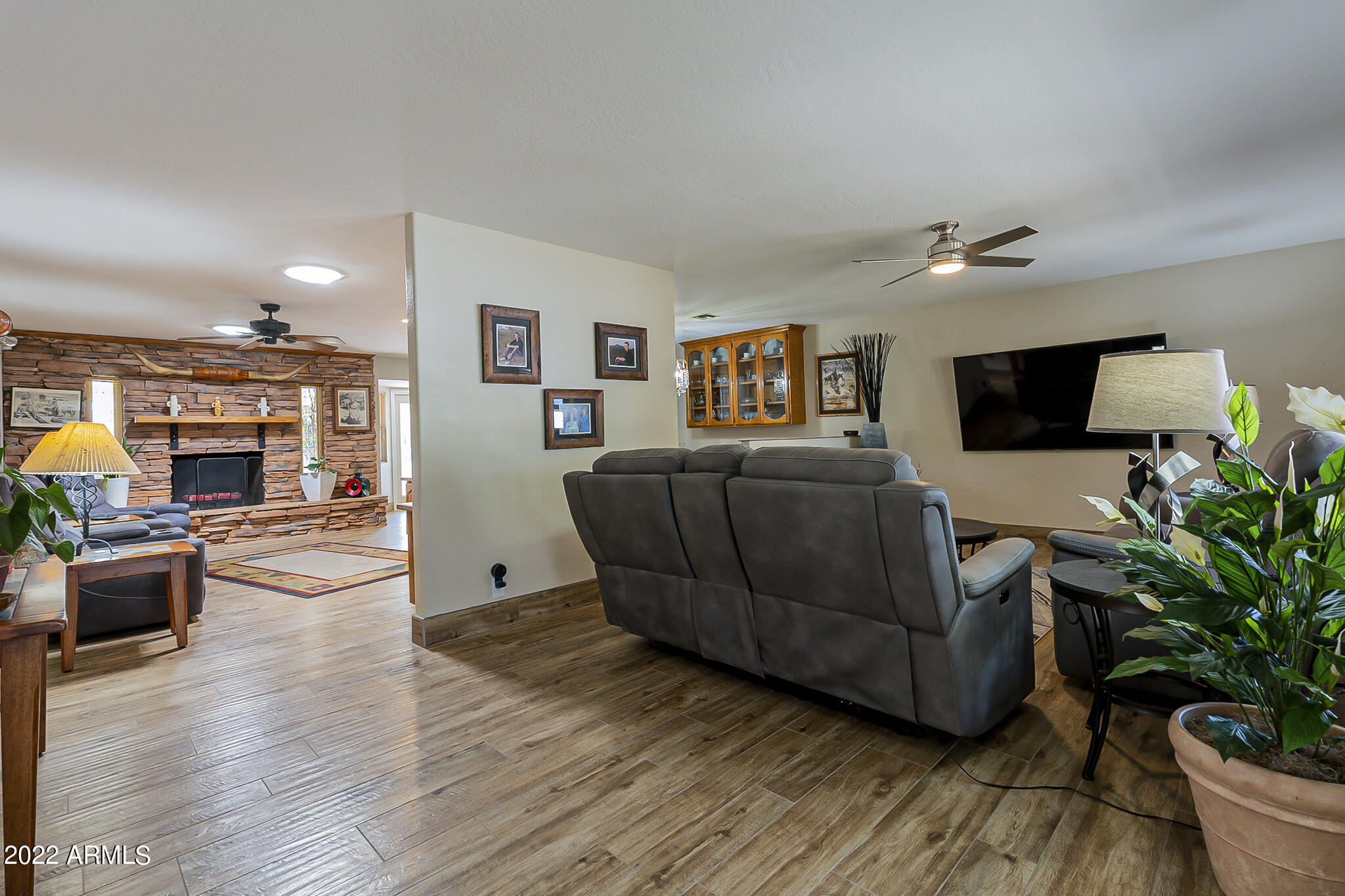 5806 South Newberry Road Tempe, AZ 85283 - Photo 9 of 47 Newberry-8