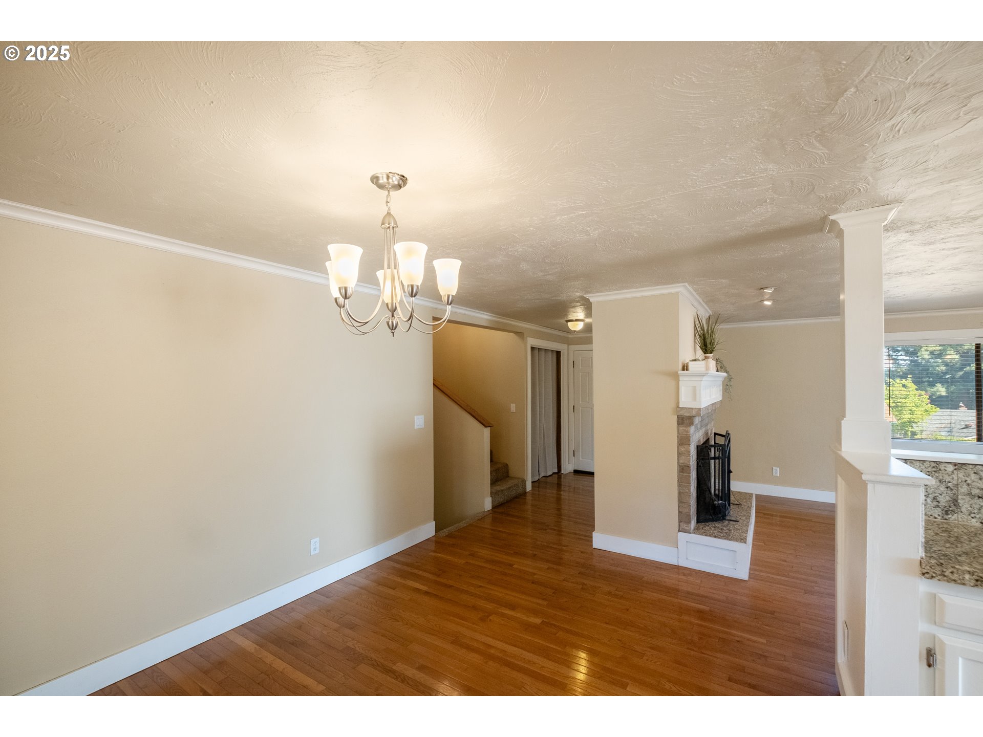 1221 Southwest Maple Street Dallas, OR 97338 - Photo 13 of 44