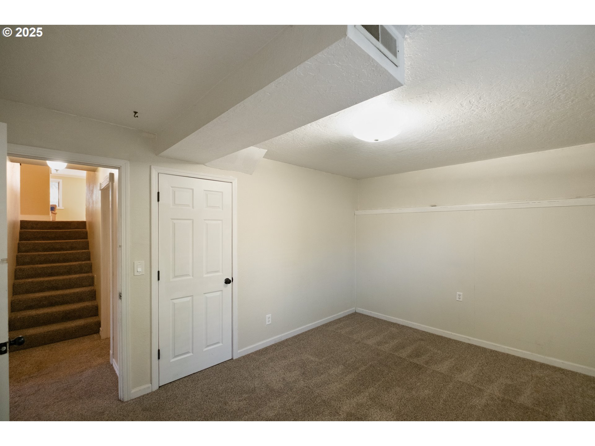 1221 Southwest Maple Street Dallas, OR 97338 - Photo 34 of 44