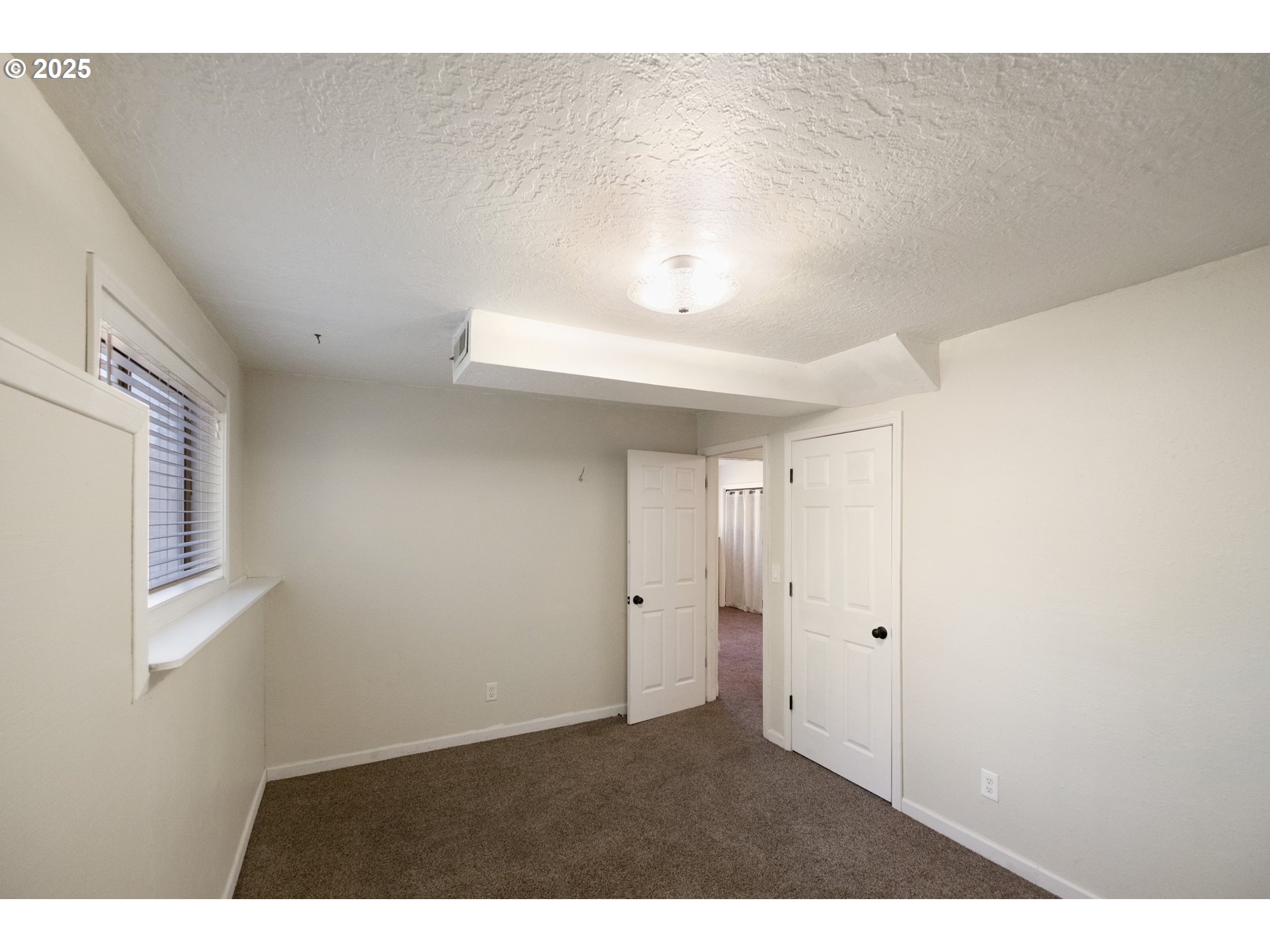 1221 Southwest Maple Street Dallas, OR 97338 - Photo 35 of 44