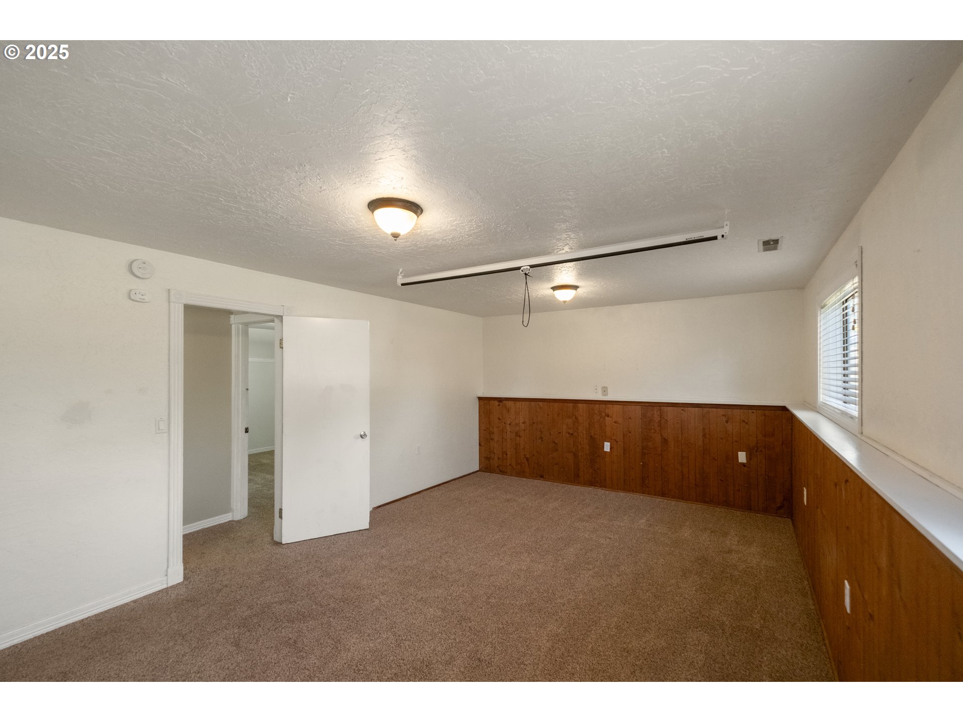 1221 Southwest Maple Street Dallas, OR 97338 - Photo 36 of 44