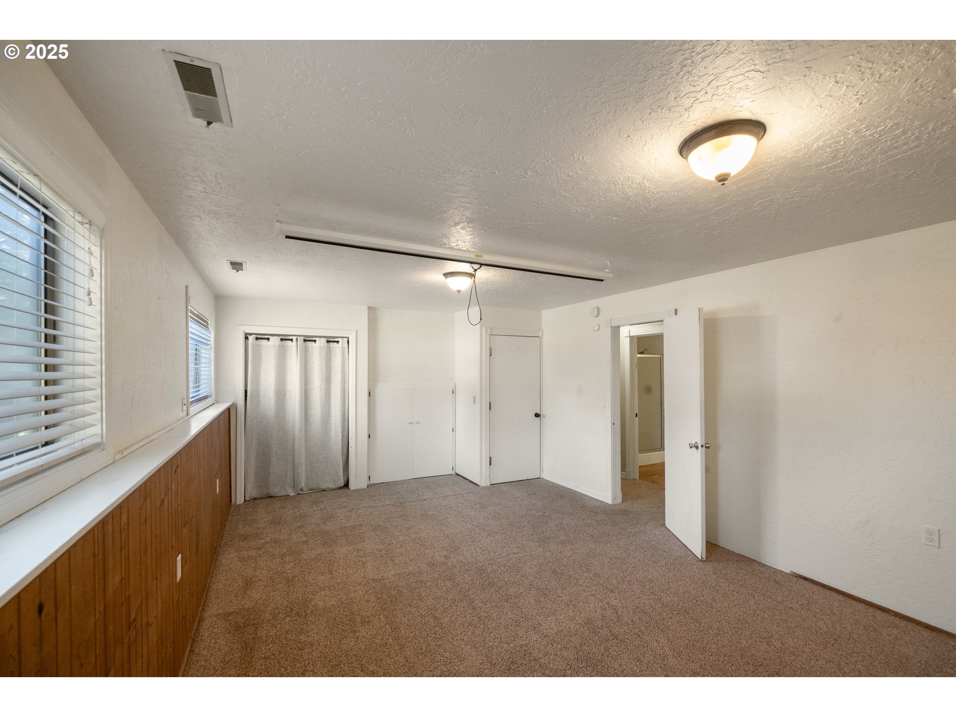 1221 Southwest Maple Street Dallas, OR 97338 - Photo 37 of 44