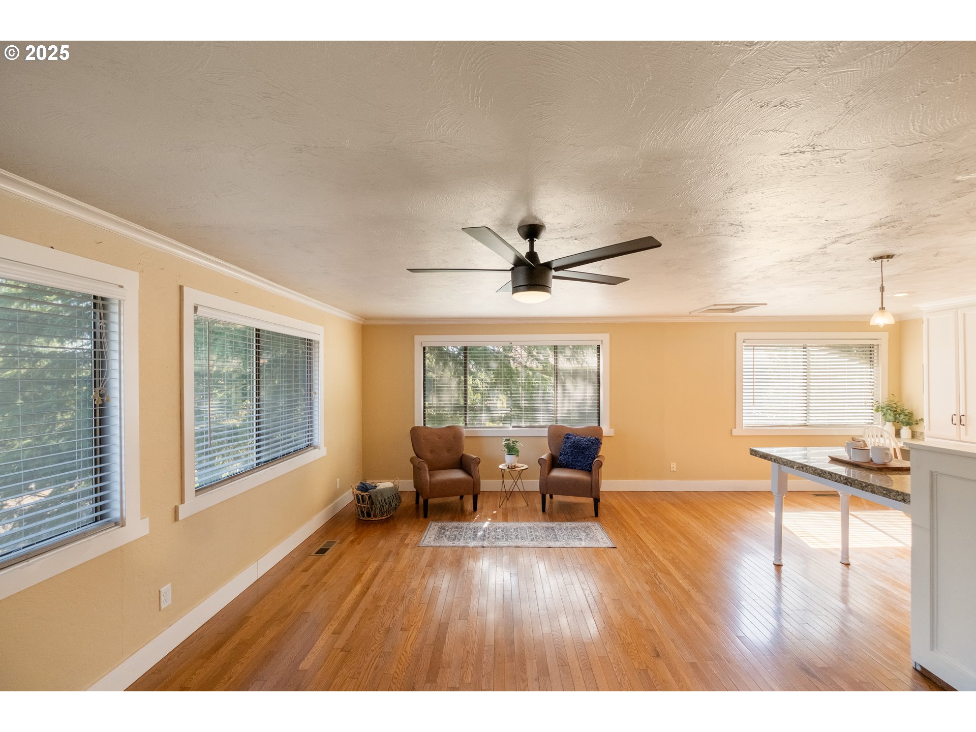 1221 Southwest Maple Street Dallas, OR 97338 - Photo 10 of 44