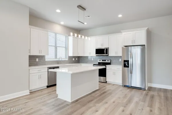 $1,650 | 112 Gadwall Drive, Youngsville, LA 70592