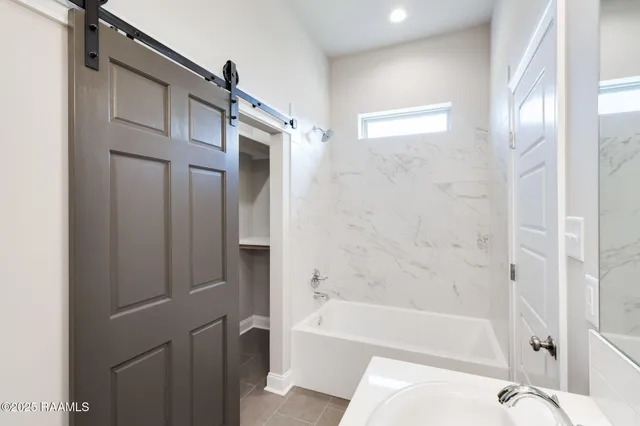 $1,800 | 112 Gadwall Drive, Youngsville, LA 70592