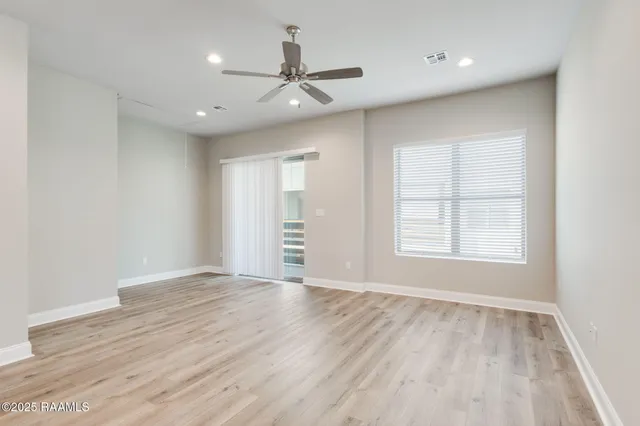 $1,800 | 112 Gadwall Drive, Youngsville, LA 70592