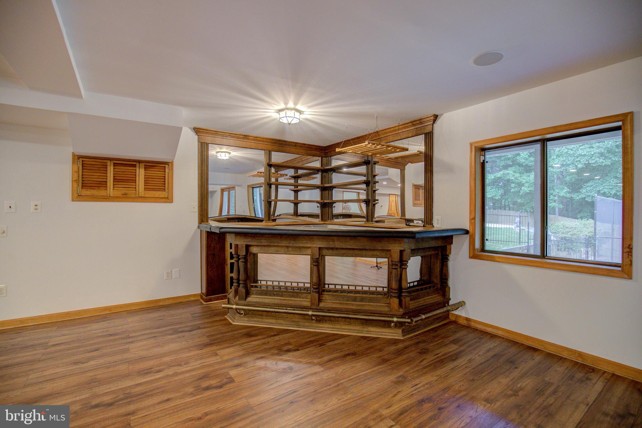 813 Blacks Hill Road Great Falls, VA 22066 - Photo 60 of 92 LL Wet Bar for Entertaining!