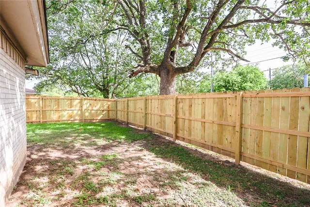 $1,450 | 1202 Airline Drive, College Station, TX 77845