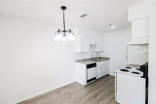 $1,450 | 1202 Airline Drive, College Station, TX 77845