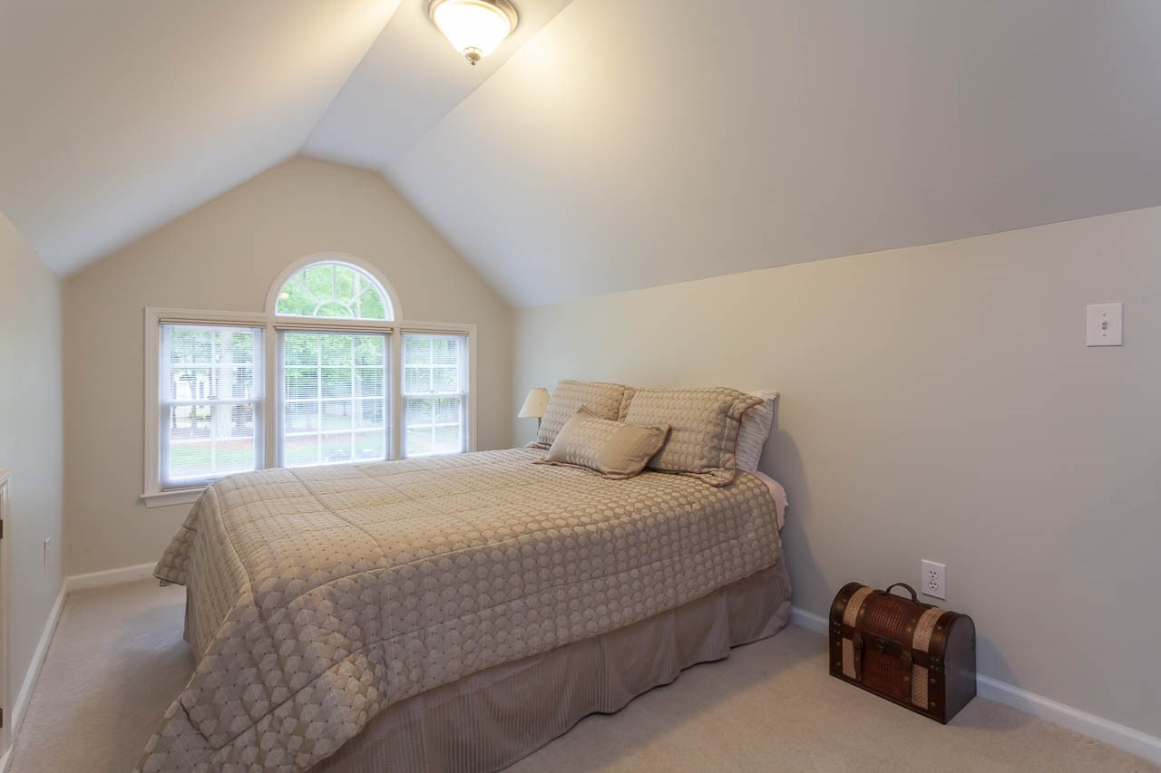 12208 Warwickshire Way Raleigh, NC 27613 - Photo 21 of 23 This bedroom has a huge 12x8 sitting room attached. It could be used as a 2nd bonus. Bedroom