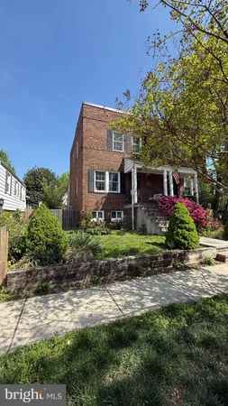 $4,200 | 122 East Maple Street, Alexandria, VA 22301