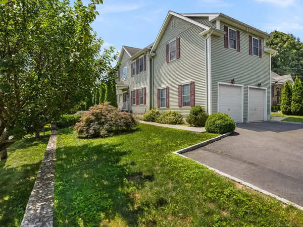 $7,500 | 56 Barholm Avenue, Stamford, CT 06907