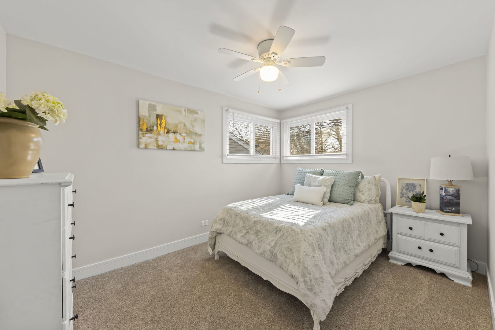 N081 Pleasant Hill Road Wheaton, IL 60187 - Photo 12 of 28 Gallery Image 12