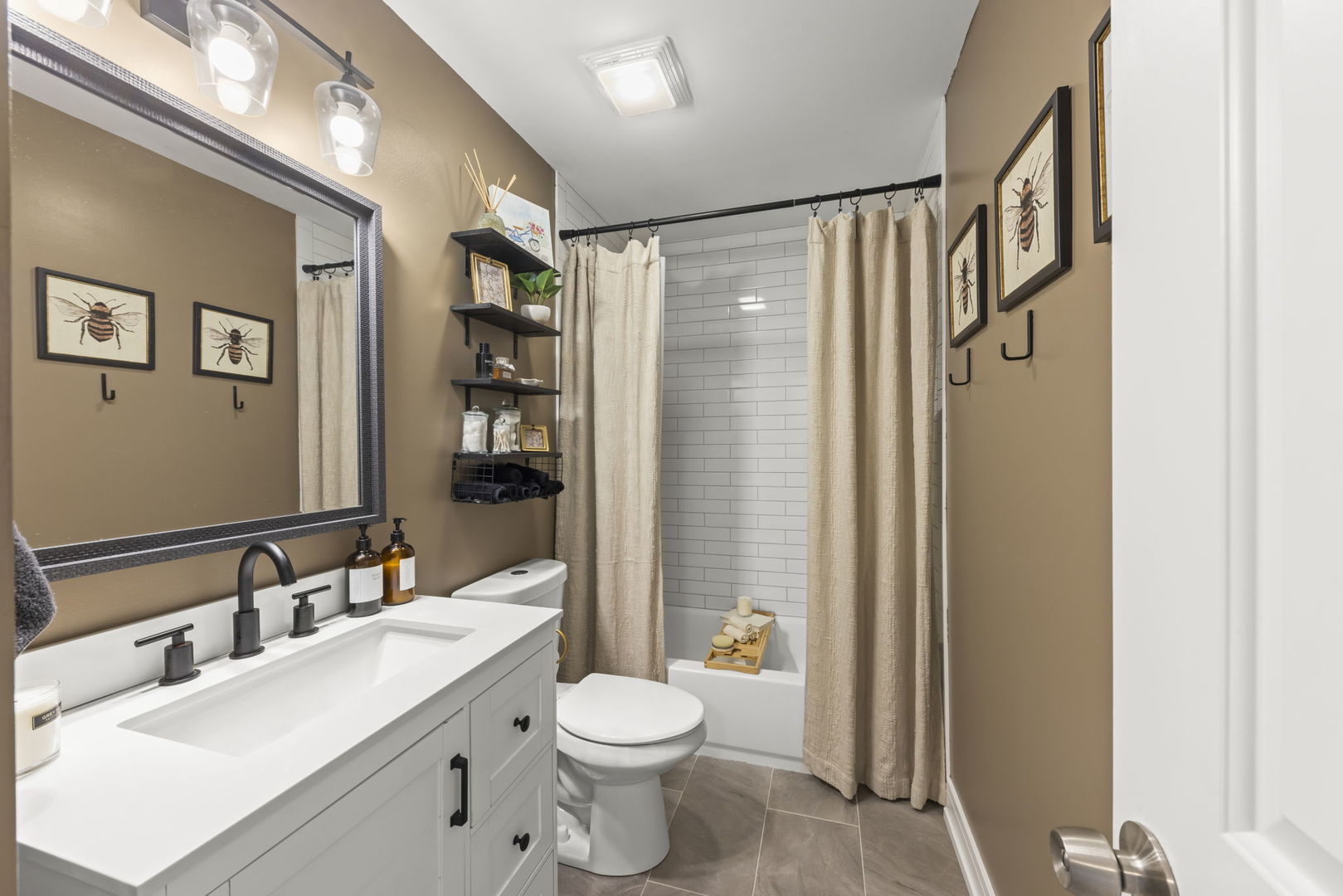 N081 Pleasant Hill Road Wheaton, IL 60187 - Photo 14 of 28 Gallery Image 14