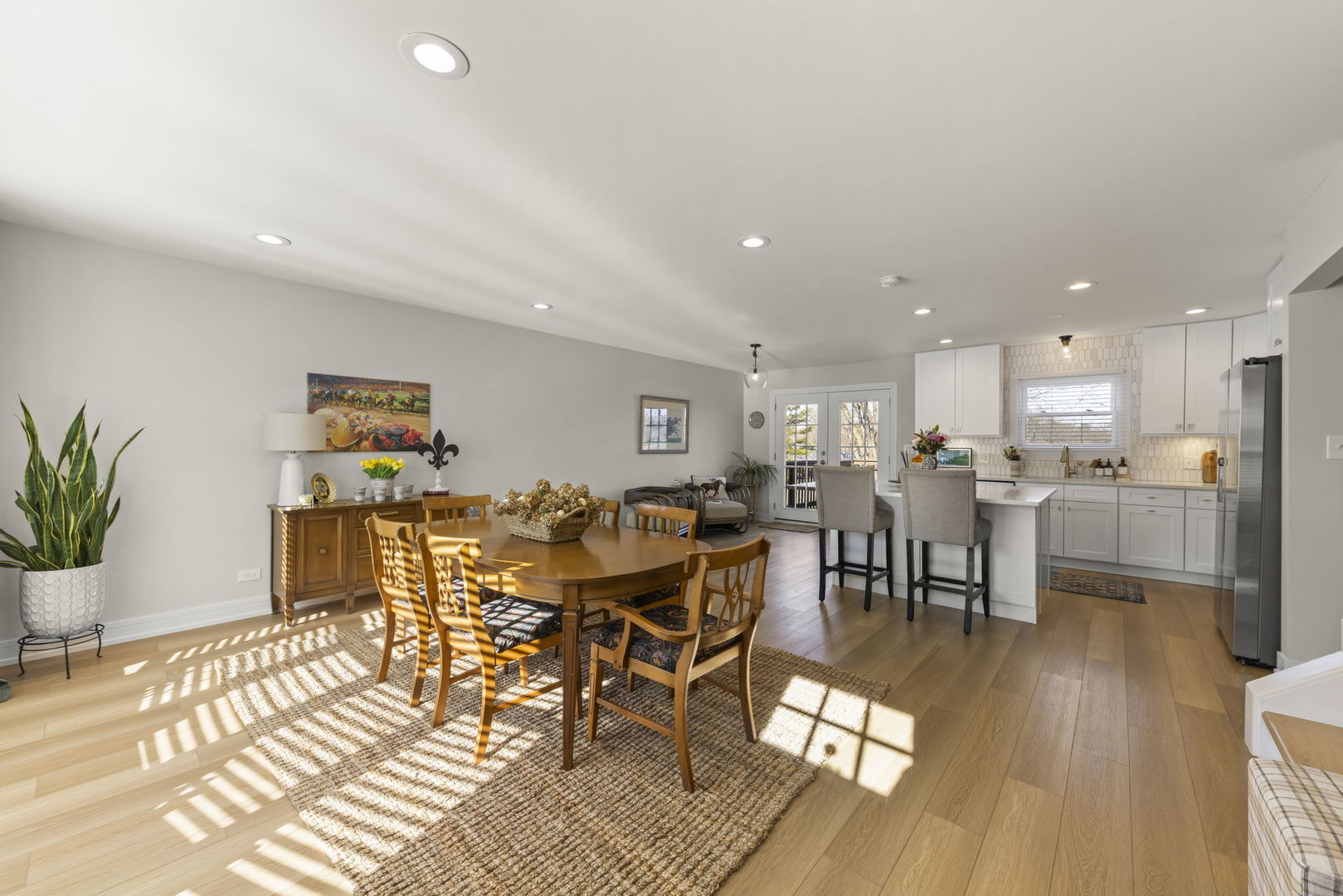 N081 Pleasant Hill Road Wheaton, IL 60187 - Photo 5 of 28 Gallery Image 5