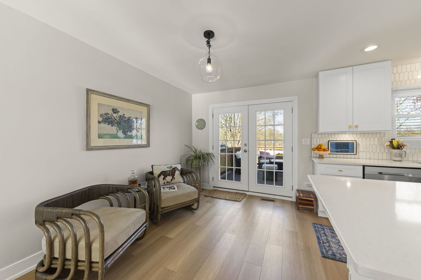 N081 Pleasant Hill Road Wheaton, IL 60187 - Photo 9 of 28 Gallery Image 9