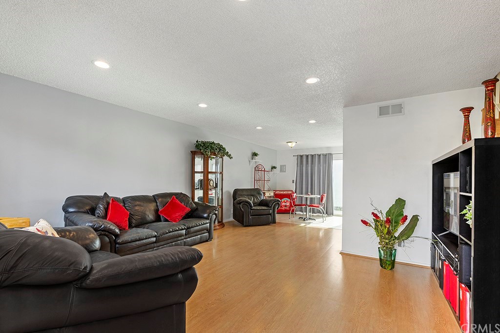 17755 Regency Circle Bellflower, CA 90706 - Photo 6 of 23