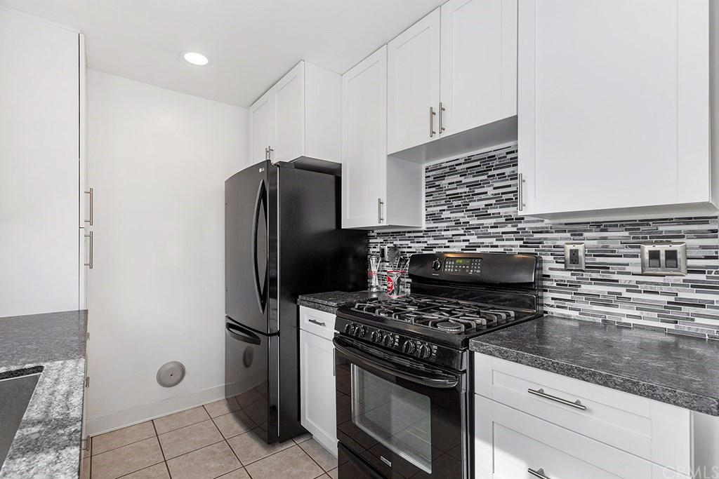 17755 Regency Circle Bellflower, CA 90706 - Photo 10 of 23