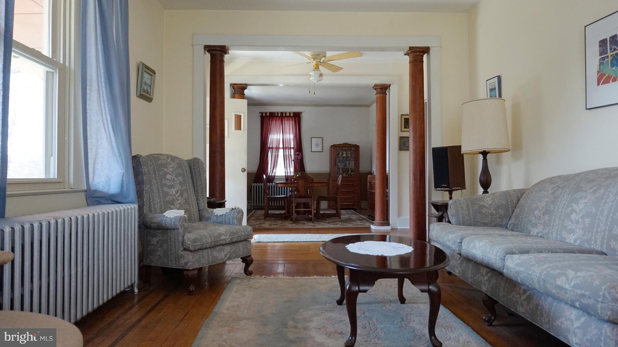 5709 Rusk Avenue Baltimore, MD 21215 - Photo 5 of 30 Living Room