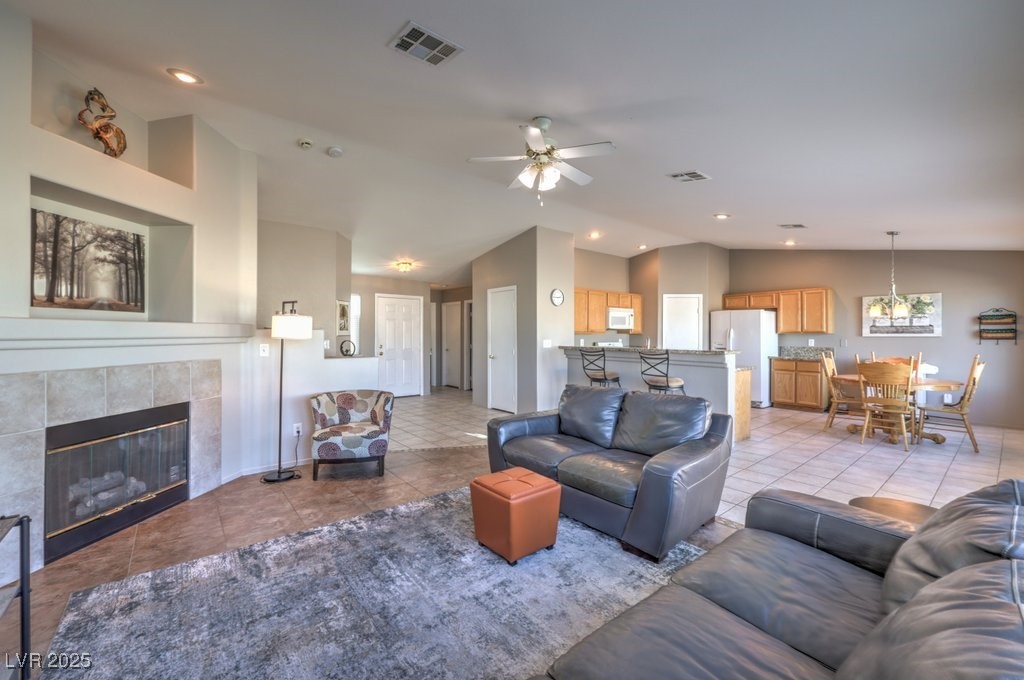 1078 Pennyfeather Road Henderson, NV 89015 - Photo 5 of 36 Gallery Image 5