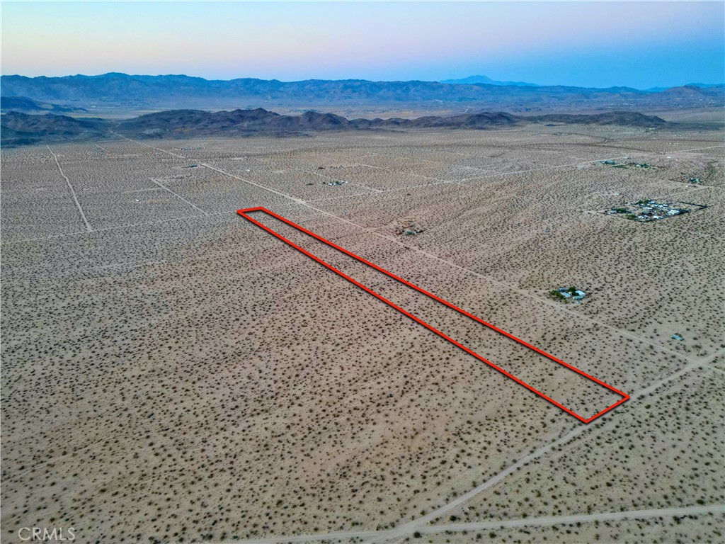 10 Learco Way Joshua Tree, CA 92252 - Photo 9 of 12 a view of wooden floor and a lake view