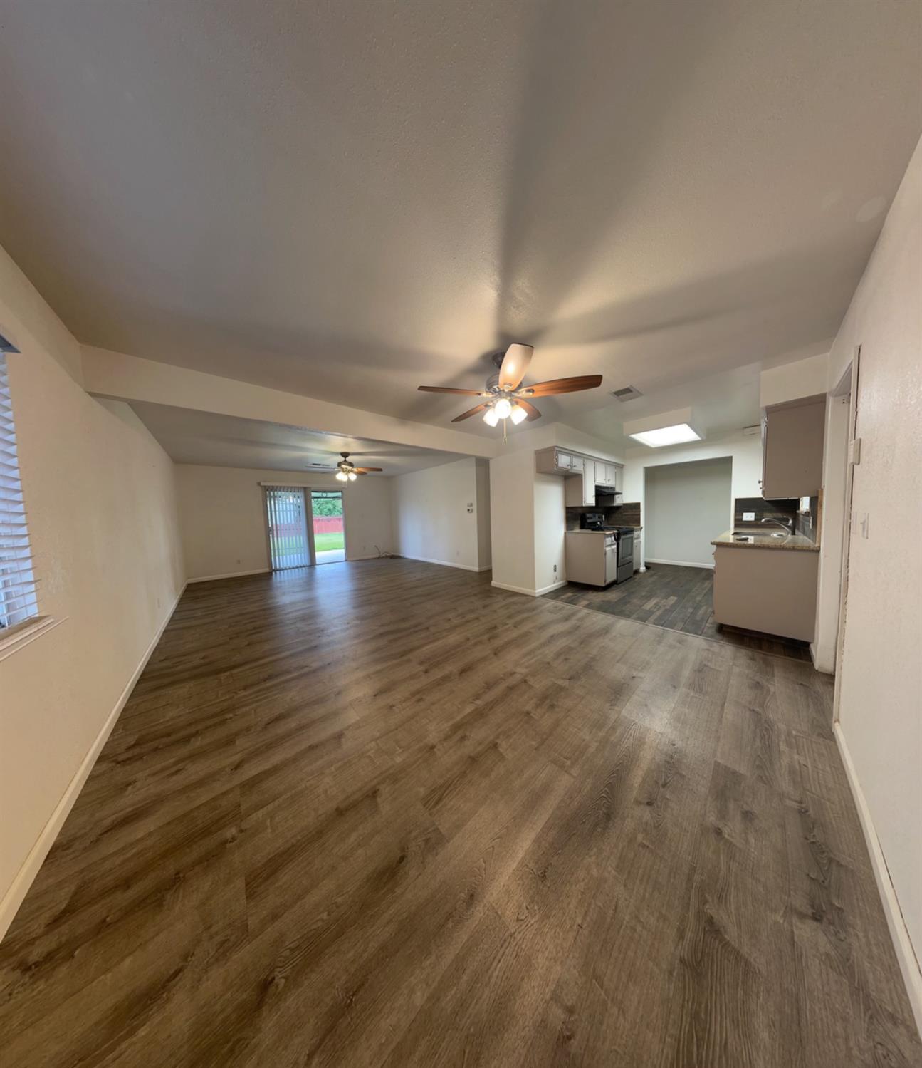 1105 Merced Street Madera, CA 93638 - Photo 3 of 13 Gallery Image 3