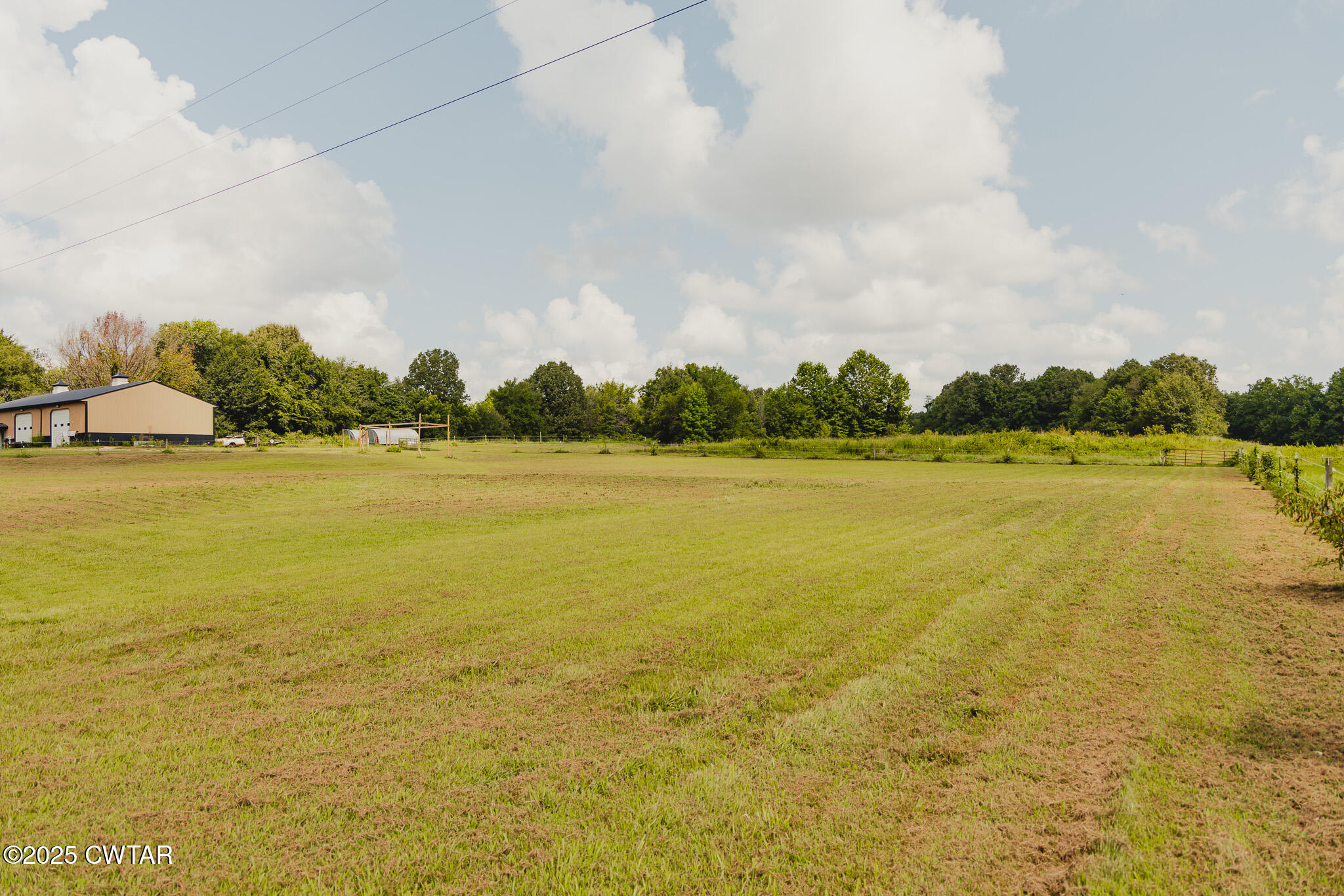 110 South J Hickerson Road Trenton, TN 38382 - Photo 37 of 42 a view of an ocean from a beach