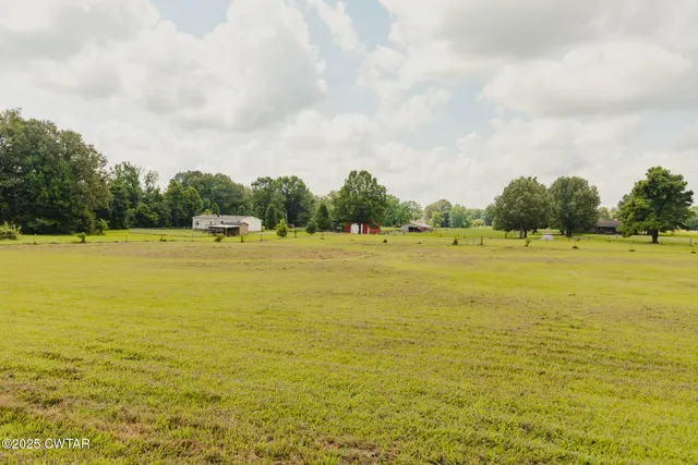 $275,000 | 110 South J Hickerson Road, Trenton, TN 38382