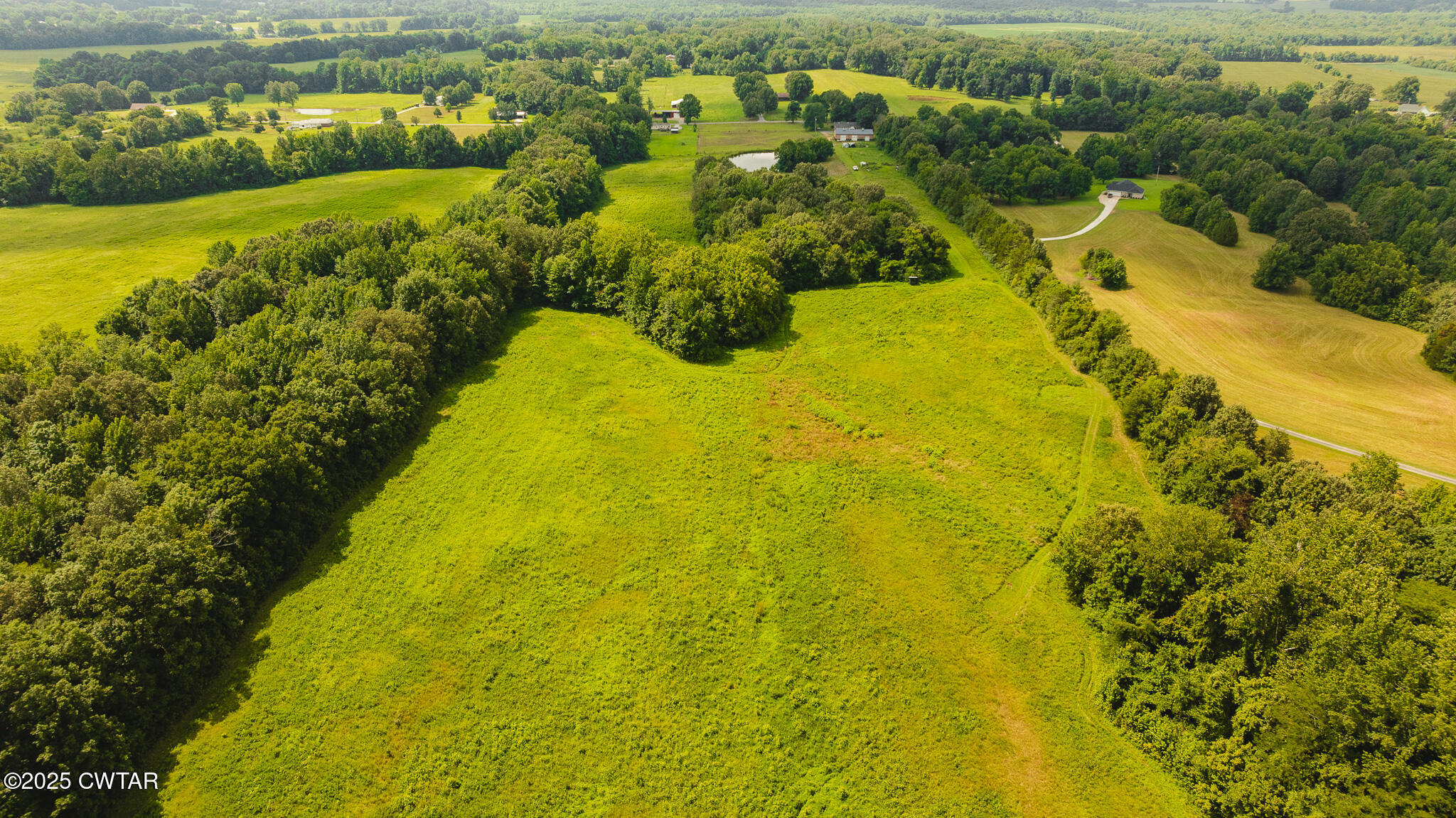 110 South J Hickerson Road Trenton, TN 38382 - Photo 5 of 42 a view of ocean