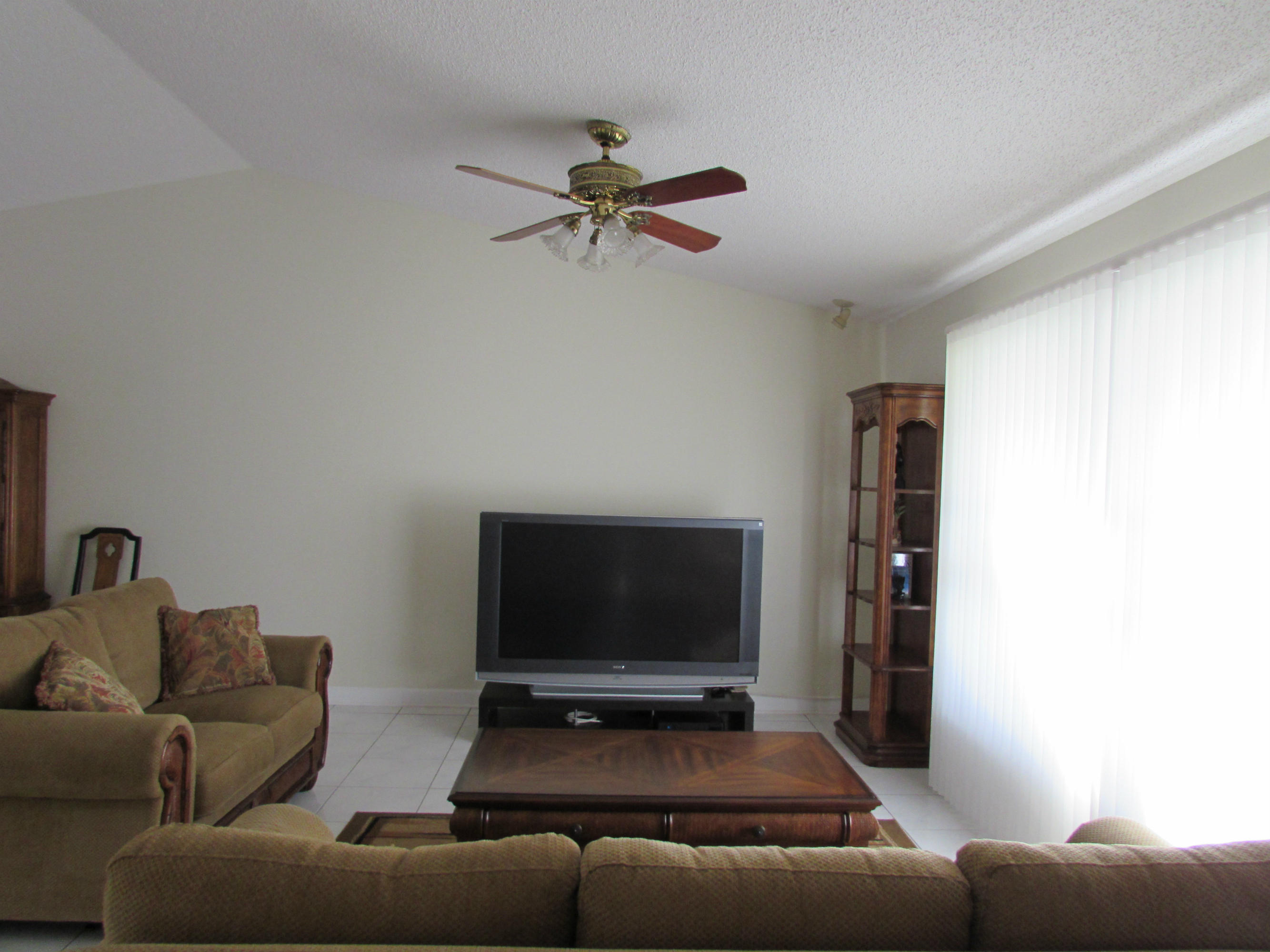 19108 Winslow Terrace Boca Raton, FL 33434 - Photo 5 of 67 house and kids 060