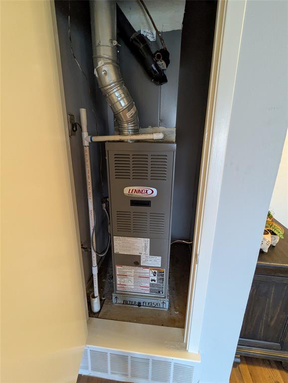 2827 Cross Timbers Drive Irving, TX 75060 - Photo 21 of 23