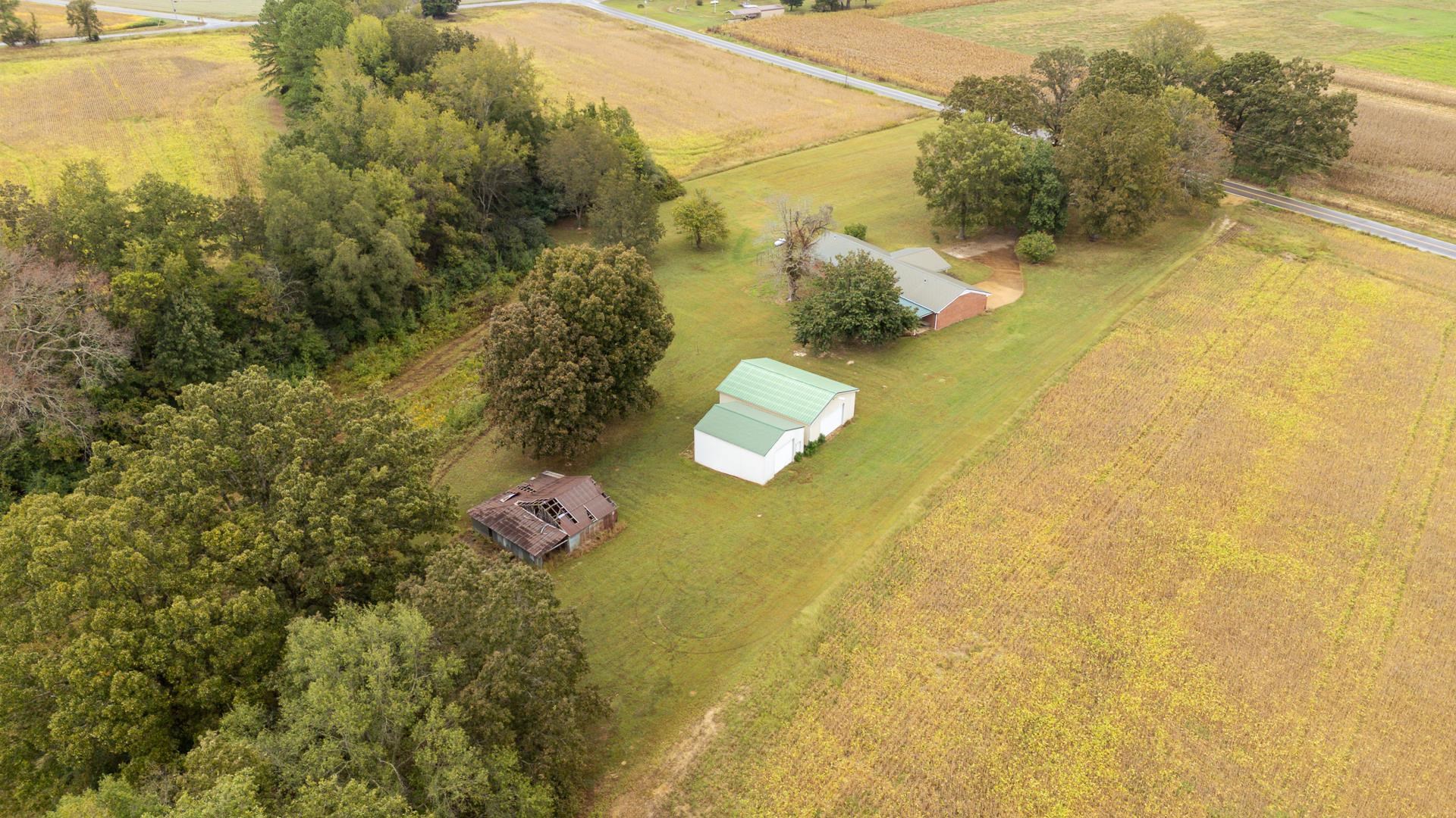 4985 Saltillo Road Saltillo, TN 38370 - Photo 38 of 40 a bathroom with a sink
