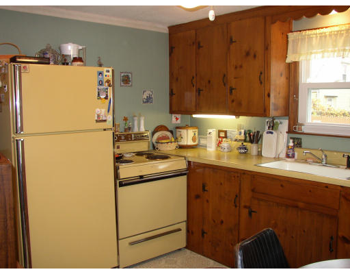 10 Cuff Avenue Springfield, MA 01104 - Photo 3 of 15