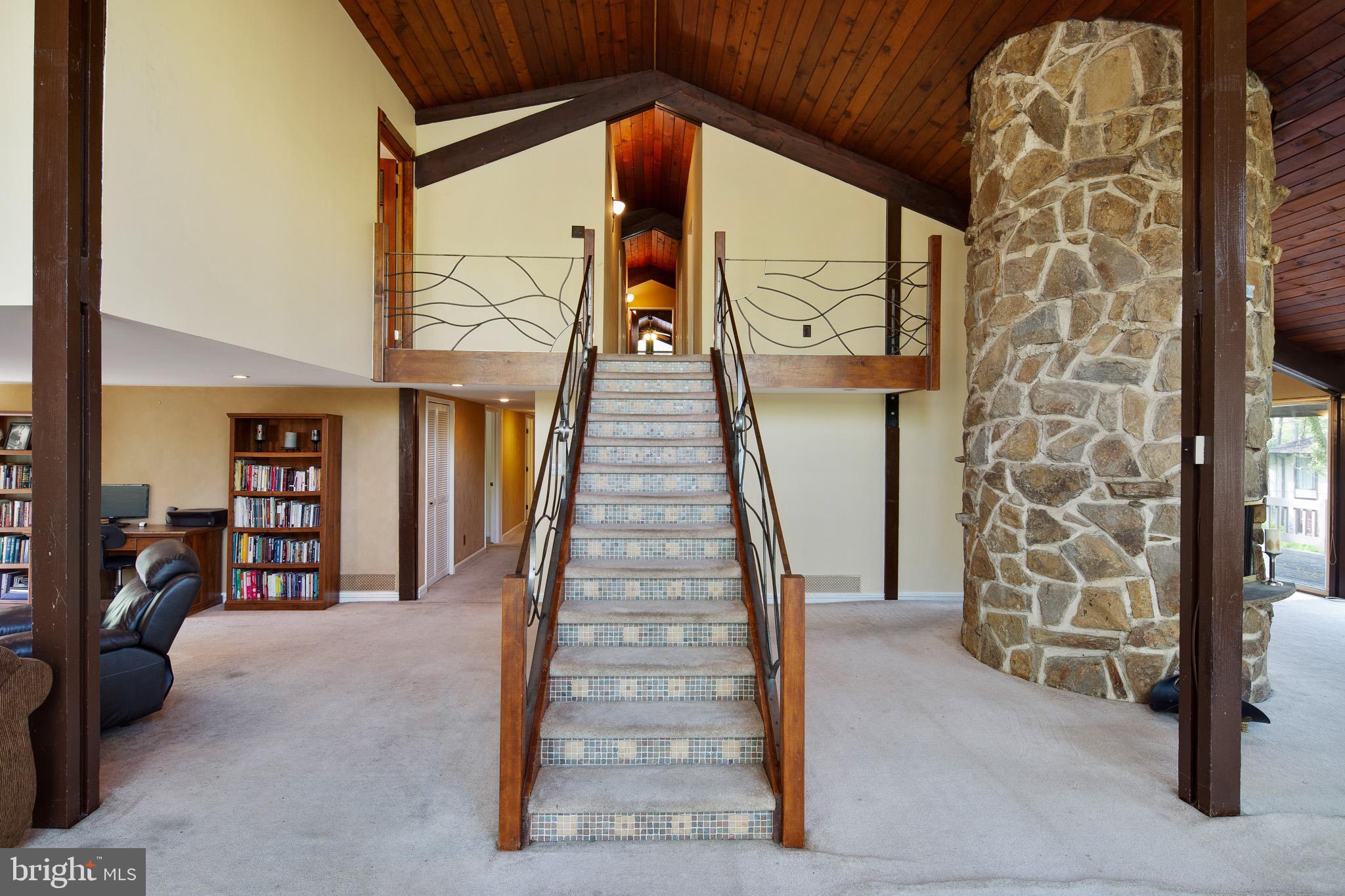 15 Springhill Road Mantua, NJ 08051 - Photo 17 of 34 Two-story foyer w/ custom rolled steel railing