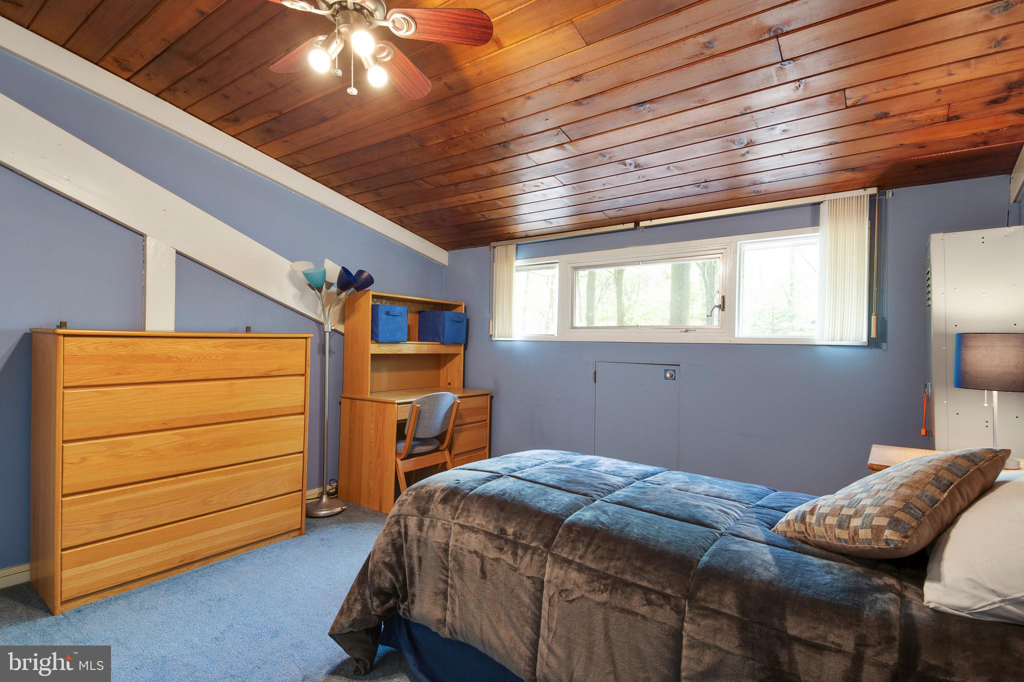 15 Springhill Road Mantua, NJ 08051 - Photo 19 of 34 Upstairs Bedroom #4