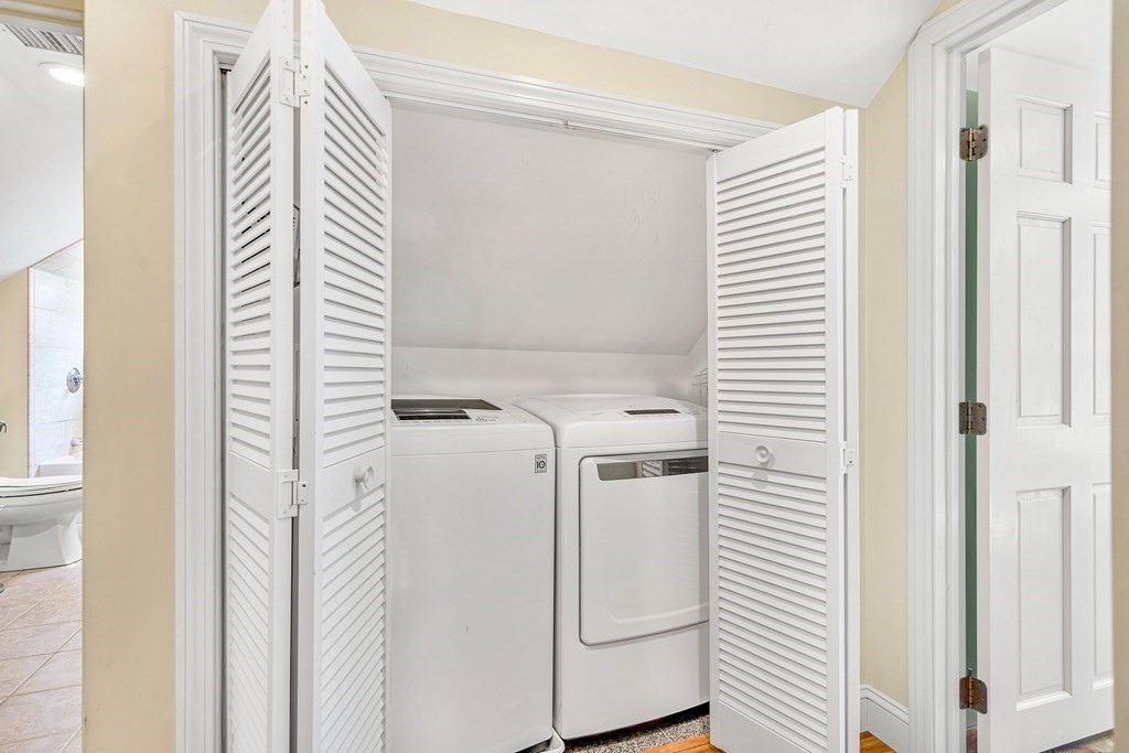 239 Sudbury Road Stow, MA 01775 - Photo 18 of 31 a utility room with dryer and washer