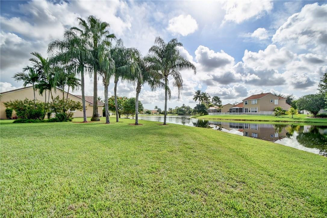 18600 Serena Pointe Lane Boca Raton, FL 33496 - Photo 30 of 52 Photo 30