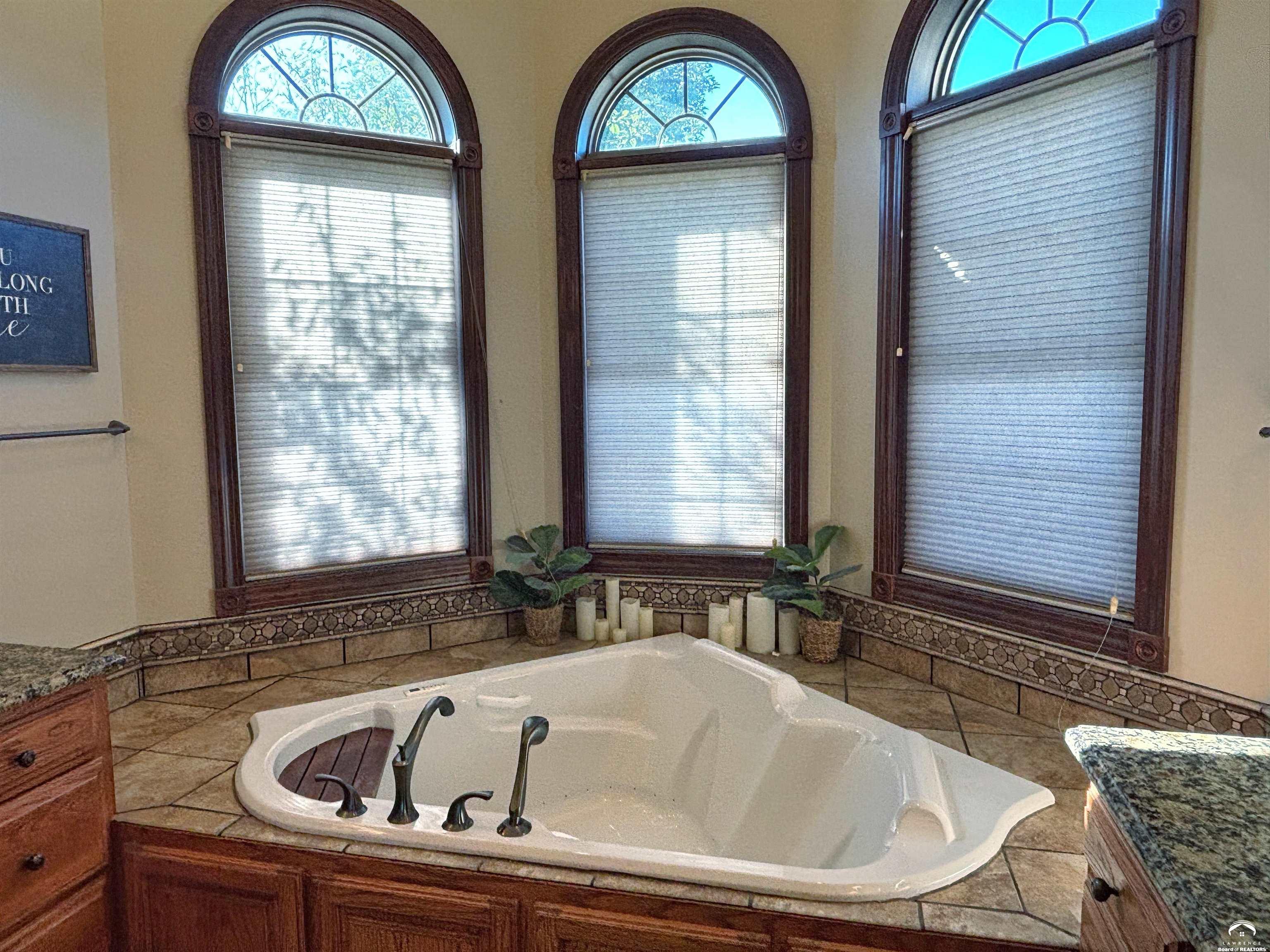 850 North 1663 Road Lawrence, KS 66049 - Photo 28 of 87 Gallery Image 28